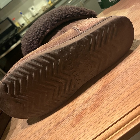 Women’s classic tall UGGS - Picture 4 of 10